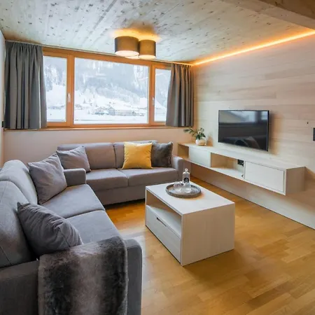 Susanne Apartment *