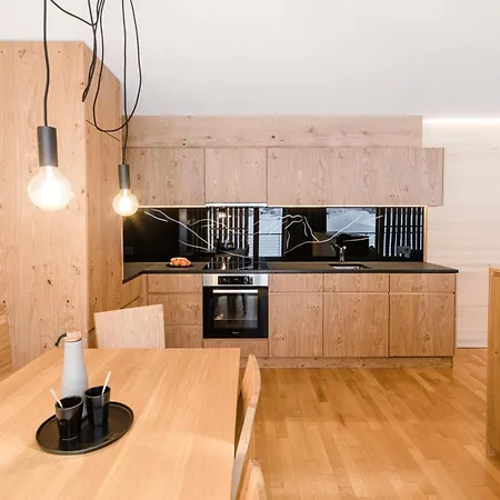 Susanne Apartamento Au (Bregenz)